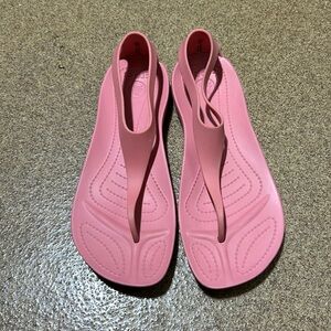 Croc pink sandals size 9